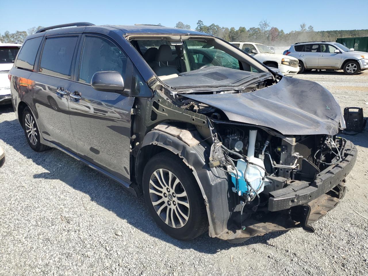 2018 Toyota Sienna Xle VIN: 5TDYZ3DC7JS935318 Lot: 76881724