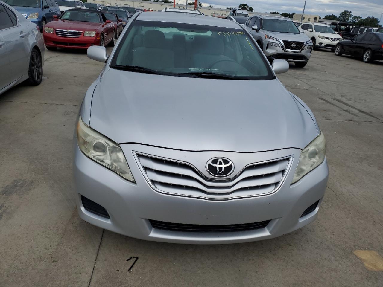 2010 Toyota Camry - Image 5