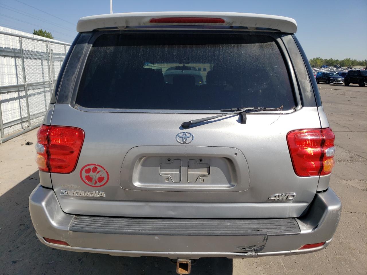 5TDBT44AX1S016473 2001 Toyota Sequoia Sr5