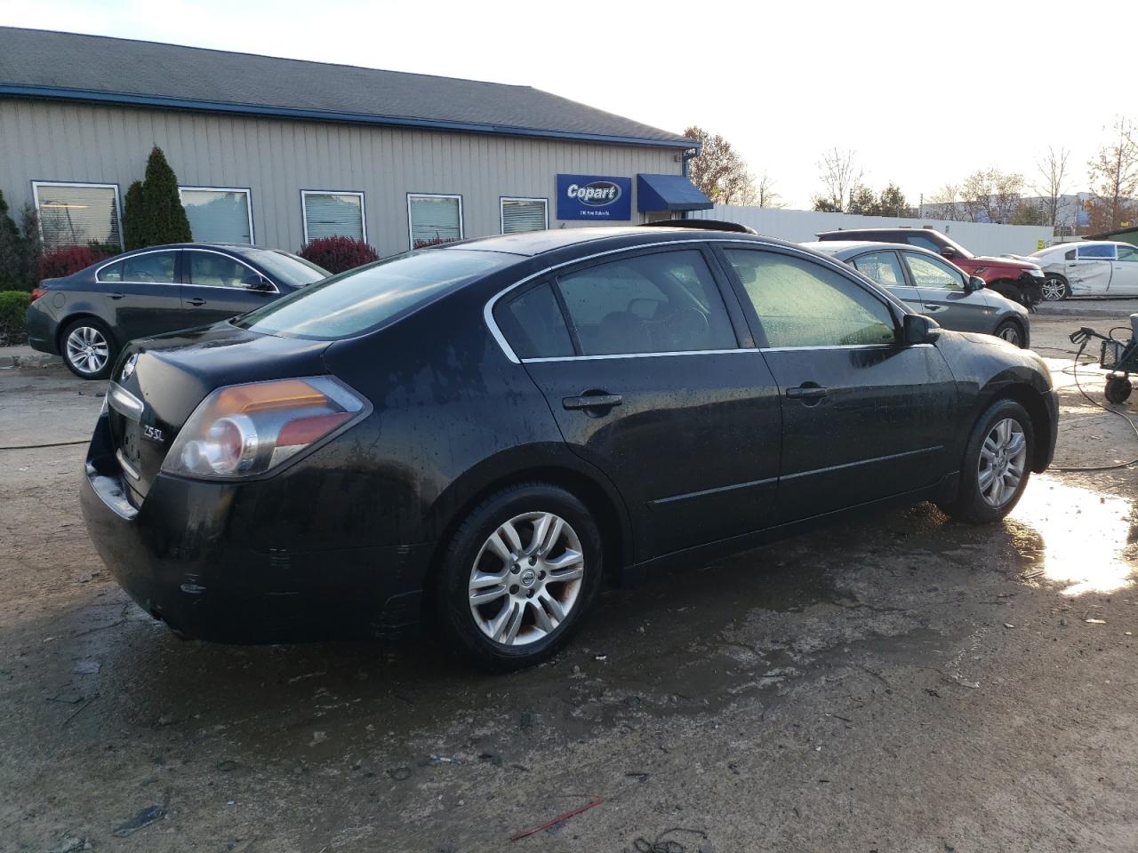 2010 Nissan Altima - Image 3