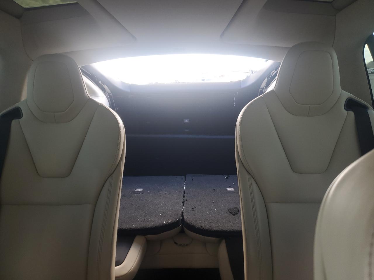 5YJXCBE24JF142687 2018 Tesla Model X