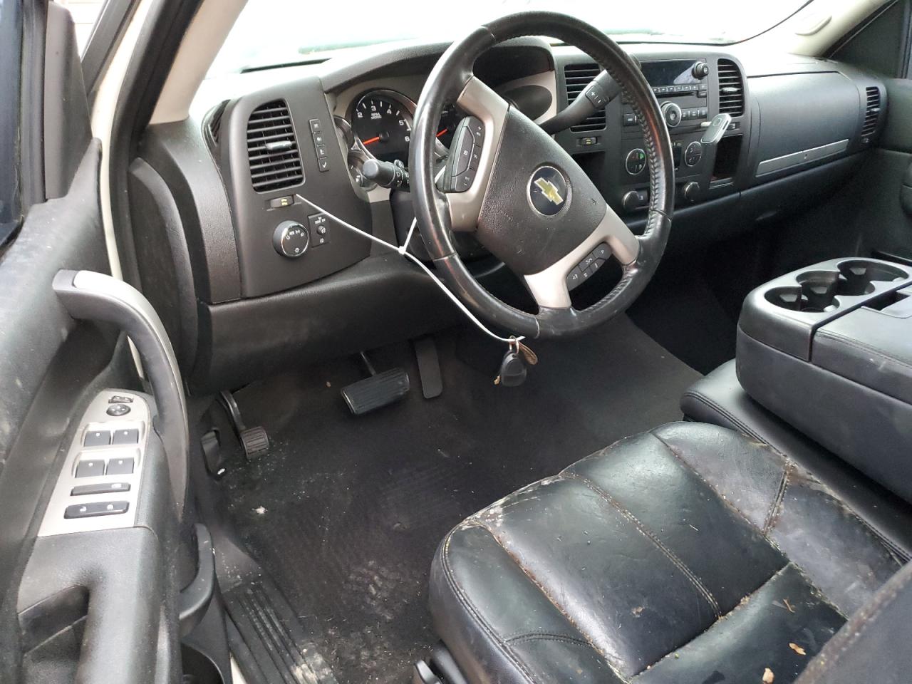 2011 Chevrolet Silverado C1500 Lt VIN: 3GCPCSE06BG237326 Lot: 74845194