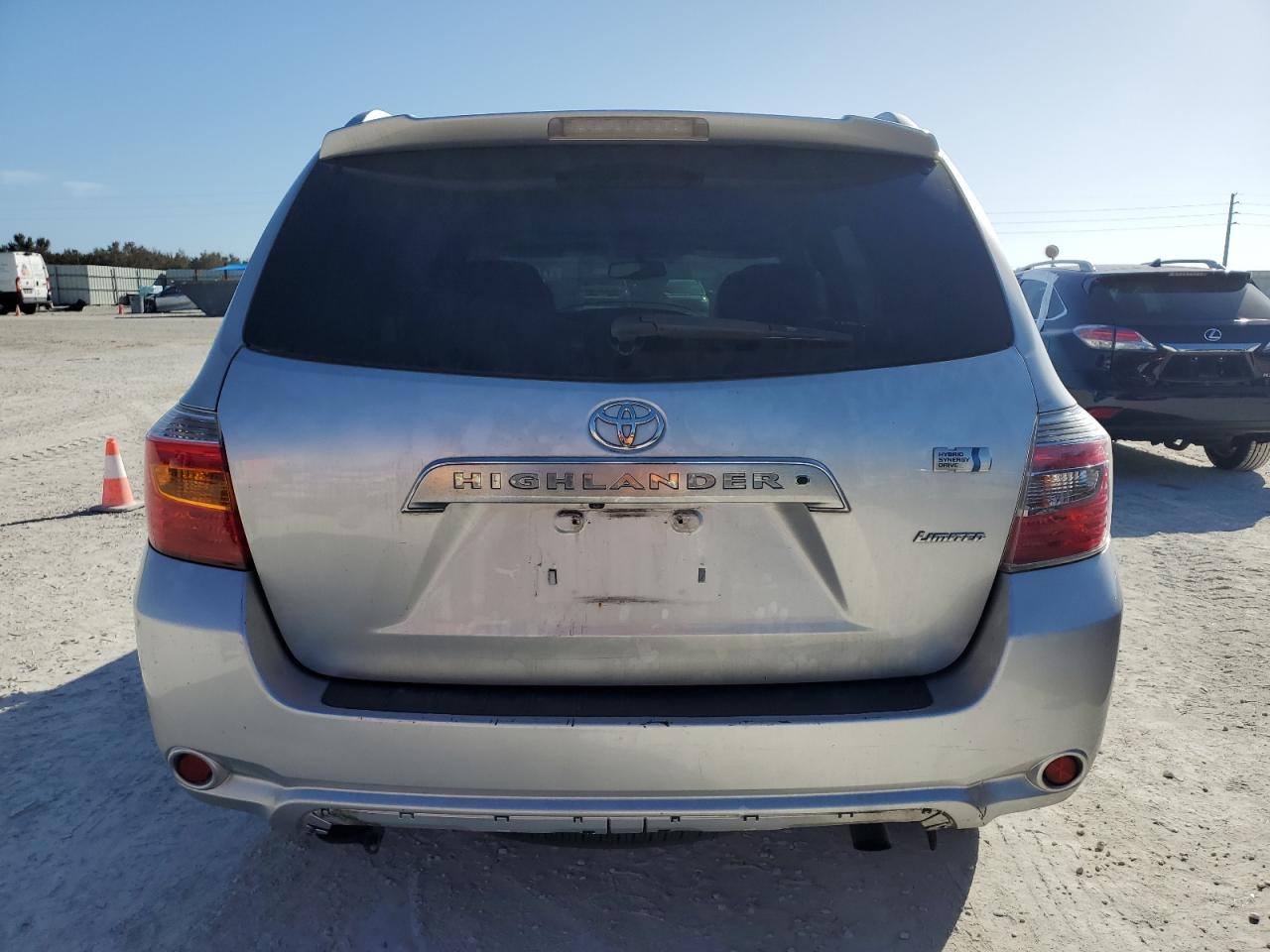 2010 Toyota Highlander Hybrid Limited VIN: JTEJW3EH7A2044517 Lot: 77642134