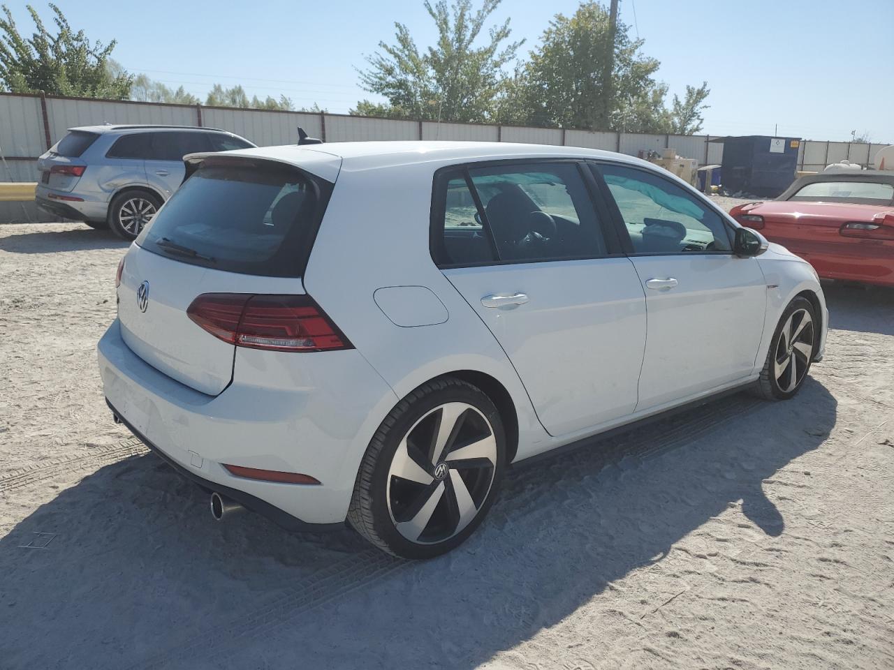 2020 Volkswagen GTI - Image 3