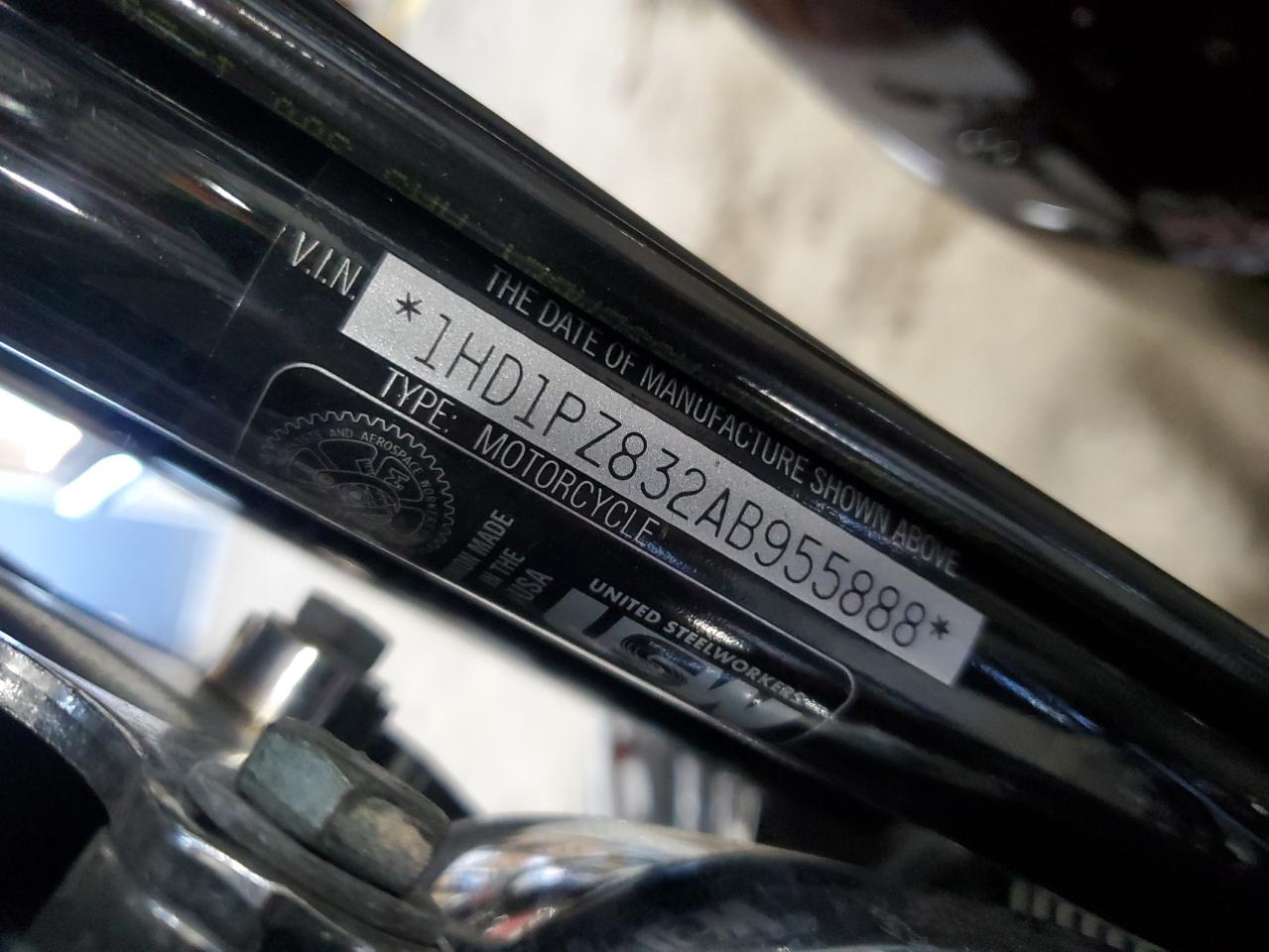 2010 Harley-Davidson Flhxse VIN: 1HD1PZ832AB955888 Lot: 76615284