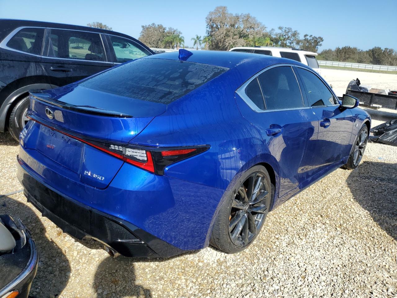 2021 Lexus IS - Image 3