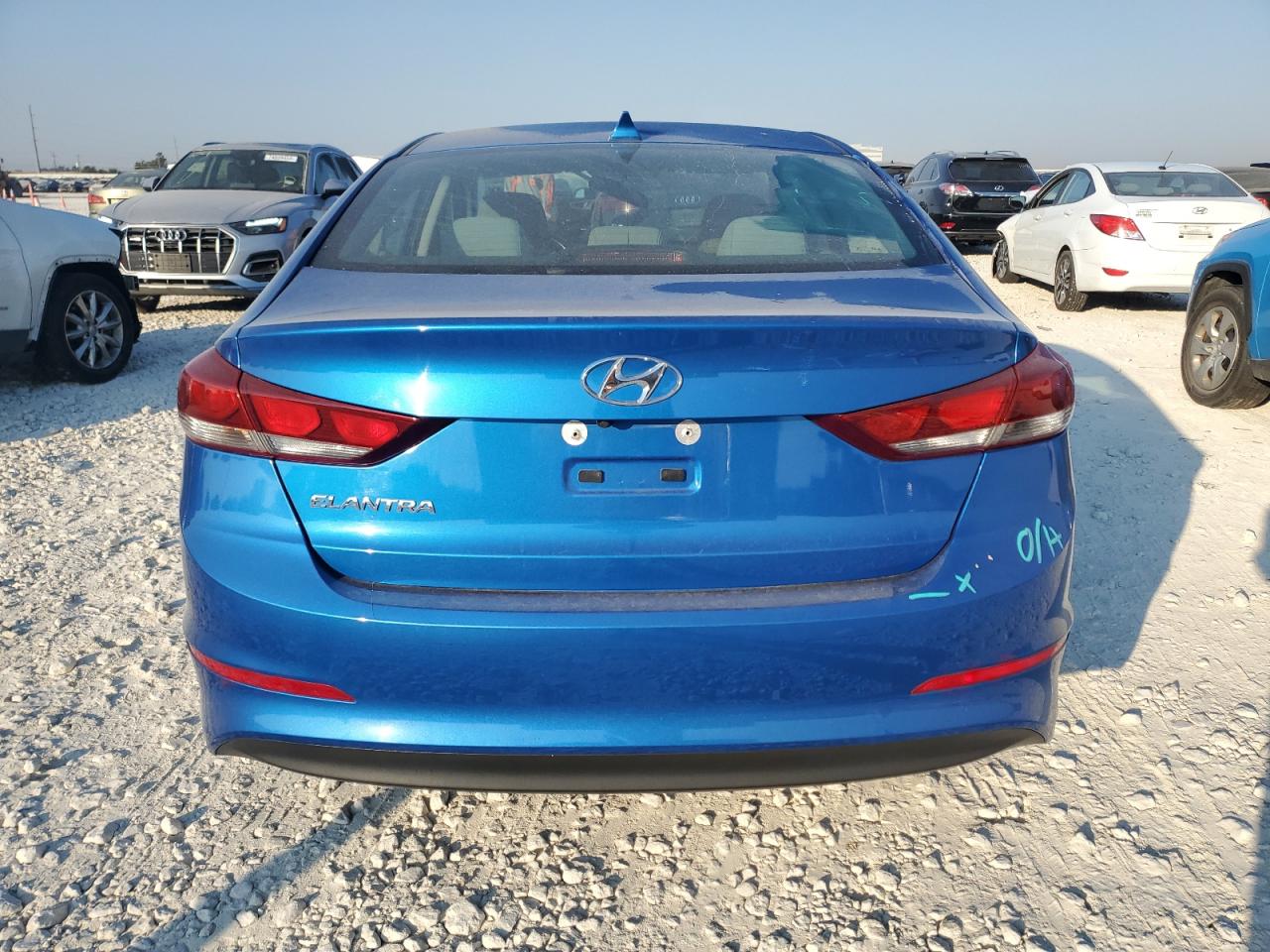 2017 Hyundai Elantra - Image 6