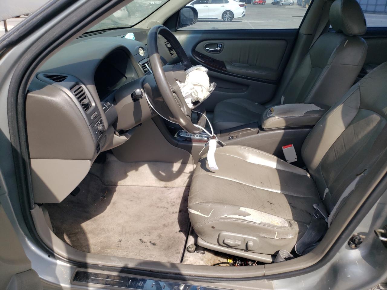 2001 Infiniti I30 VIN: JNKCA31AX1T030947 Lot: 74778264