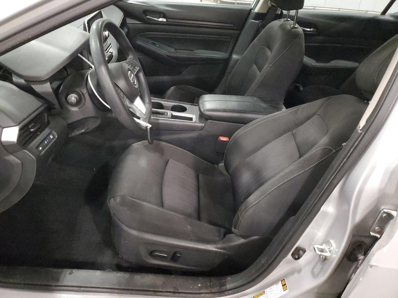 2019 Nissan Altima - Image 7