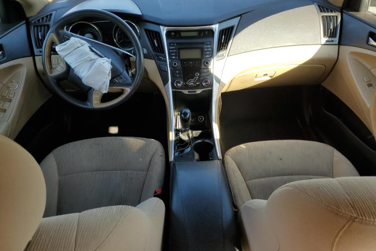 2013 Hyundai Sonata - Image 8