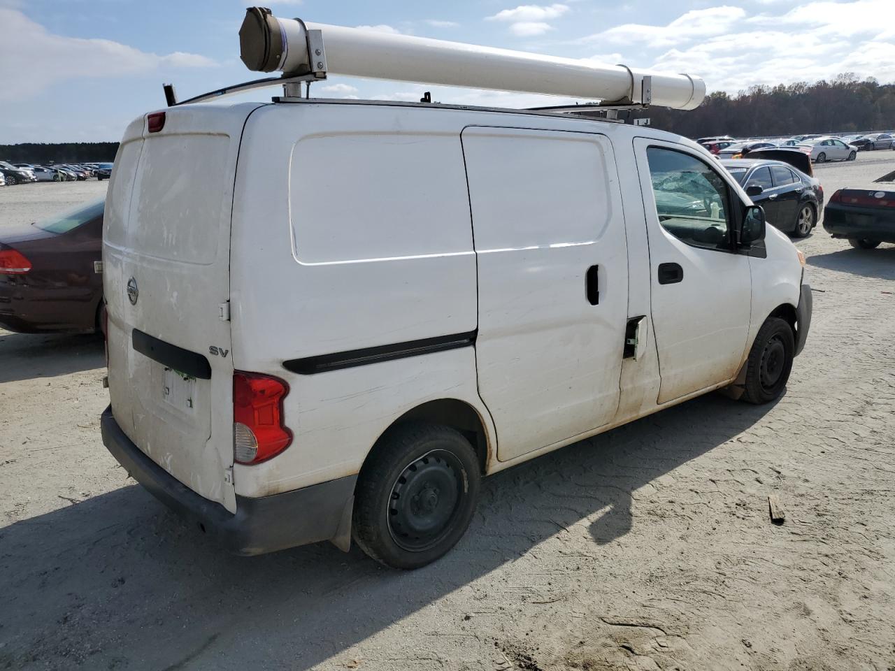 2016 Nissan NV - Image 3