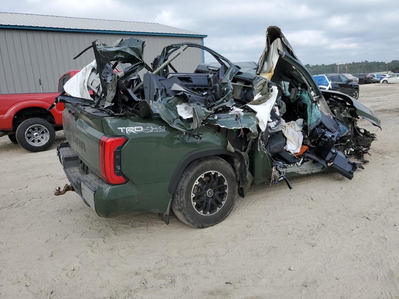 2022 Toyota Tundra - Image 3
