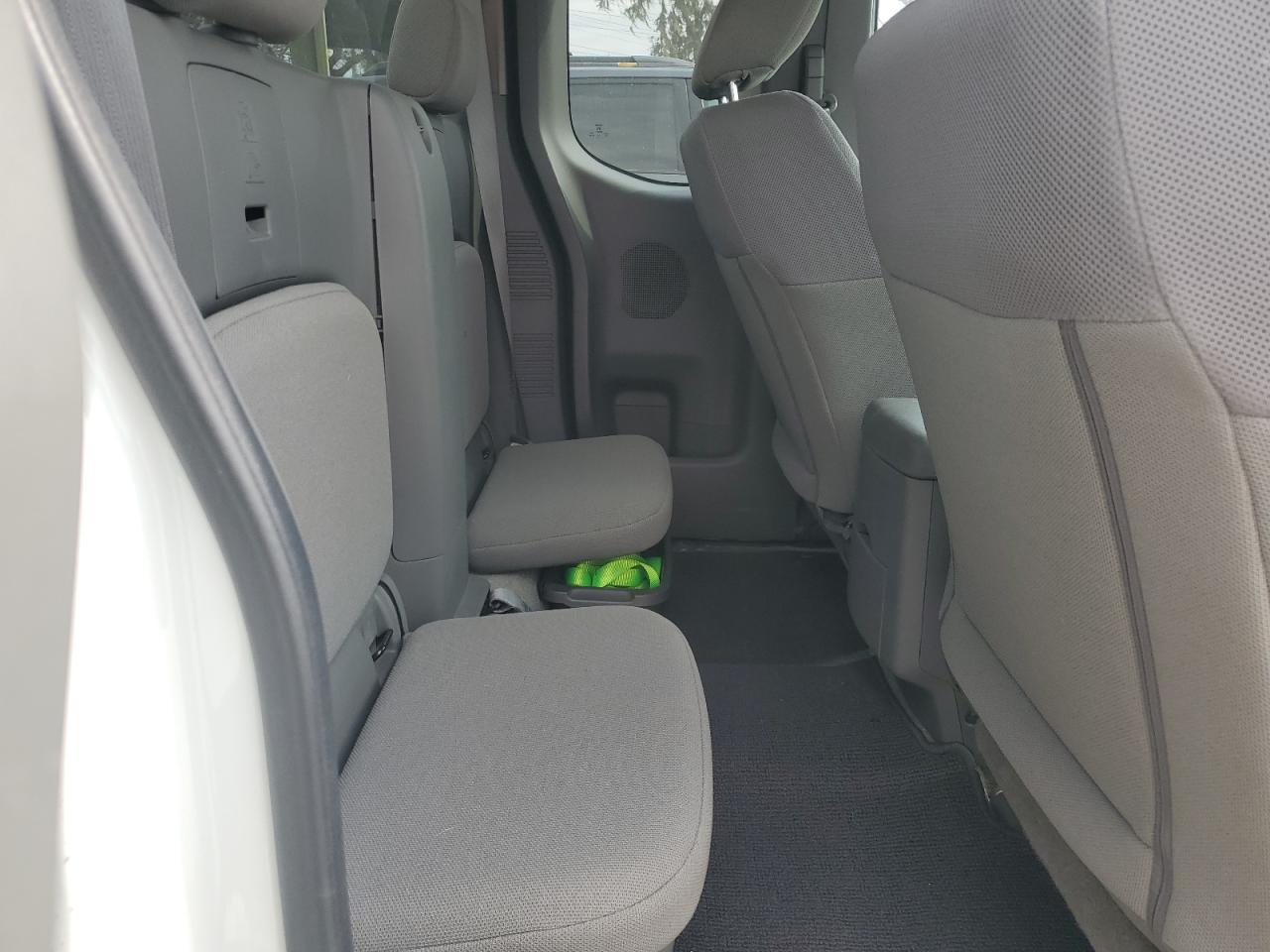 2017 Nissan Navara (Frontier) - Image 10