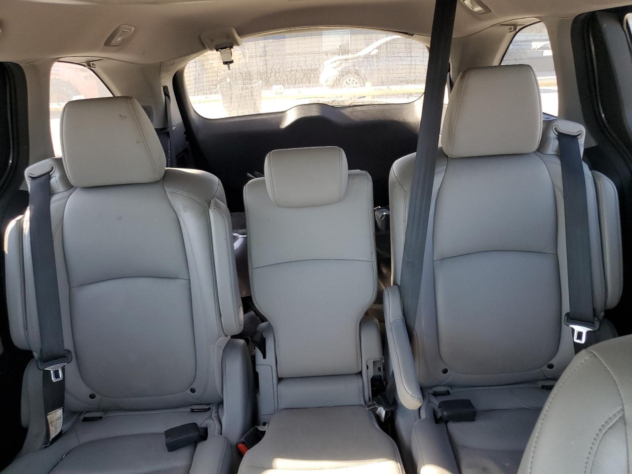 2019 Honda Odyssey - Image 10