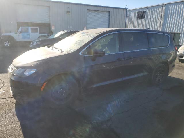 Vallejo, CA에서 판매 중인 2017 Chrysler Pacifica Lx - Front End