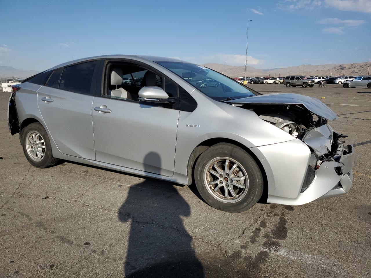 VIN JTDKARFU5J3553103 2018 TOYOTA PRIUS no.4