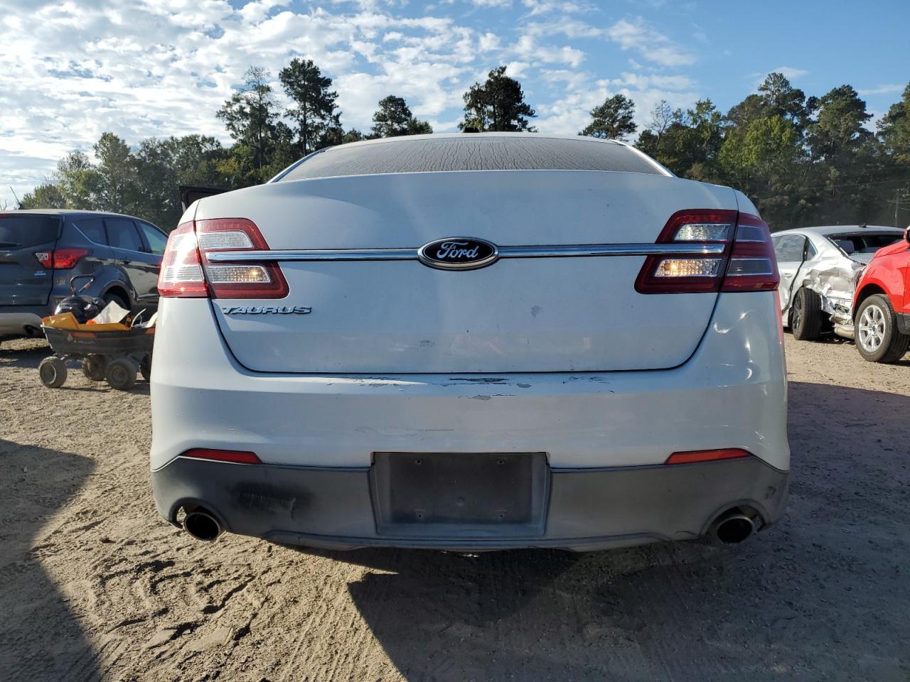 2013 Ford Taurus Se VIN: 1FAHP2D89DG156003 Lot: 74250424