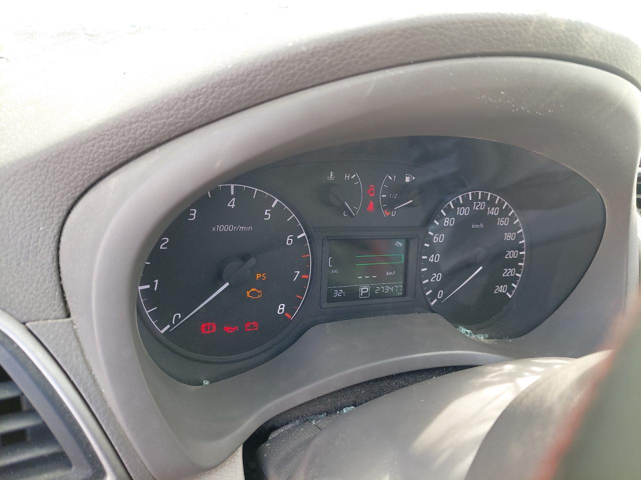 MNTBC2C95E6002961 - 2014 Nissan Tiida - #76213524