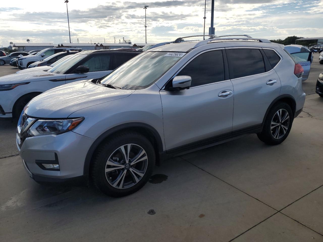 2019 Nissan Rogue - Image 1