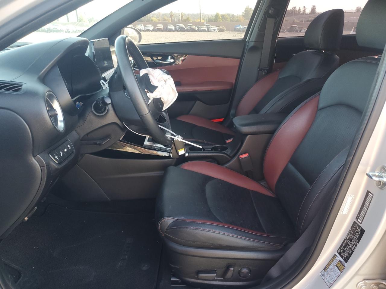 2020 Kia Forte - Image 7