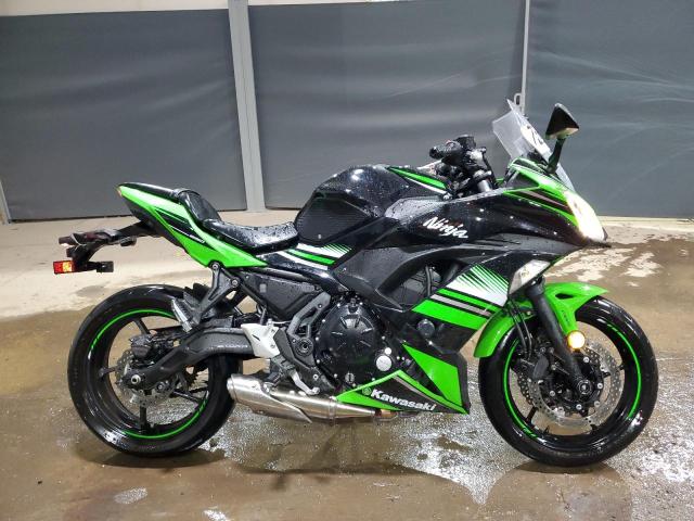  KAWASAKI EX650 F 2017 Зелений