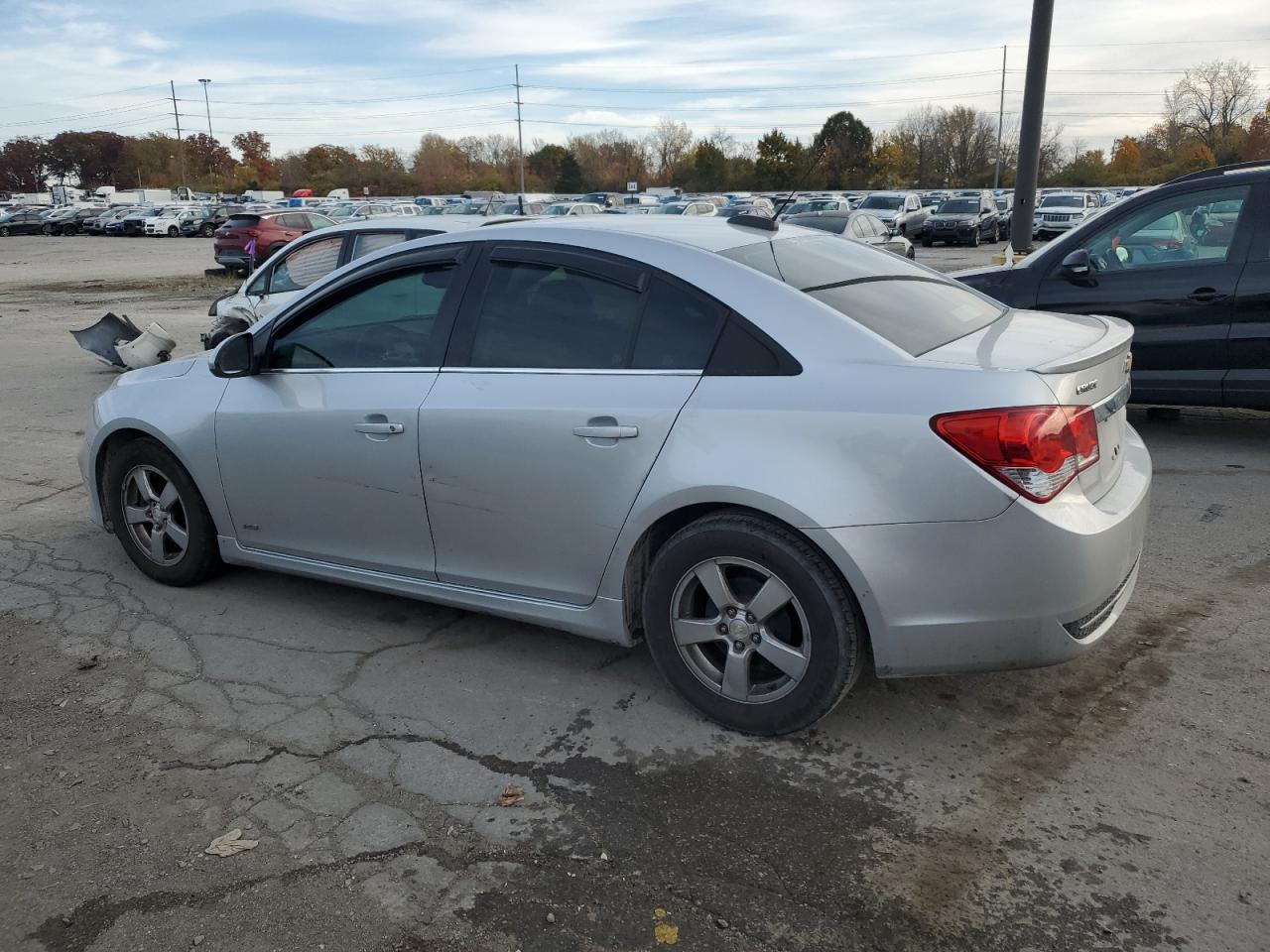2015 Chevrolet Cruze - Image 2
