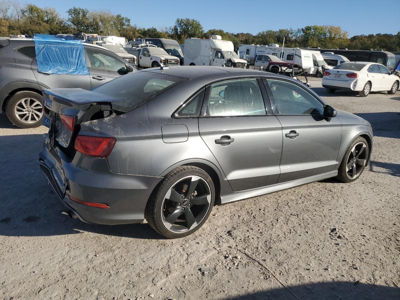 2016 Audi A3 Premium VIN: WAUB8GFFXG1046586 Lot: 76046174