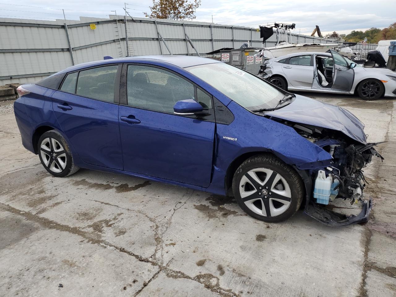2018 Toyota Prius - Image 4