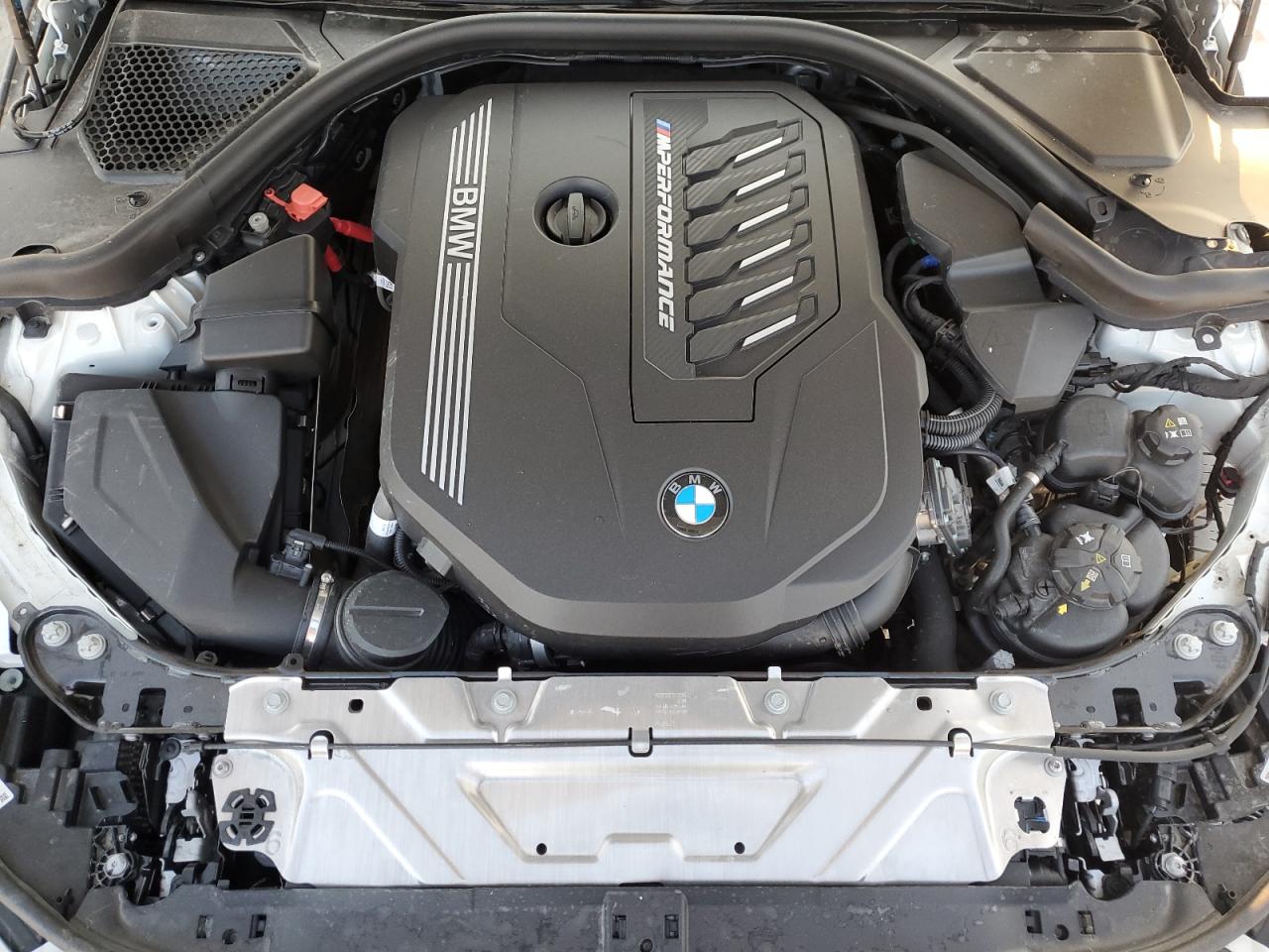 3MW43CM05R8E22317 2024 BMW M240I