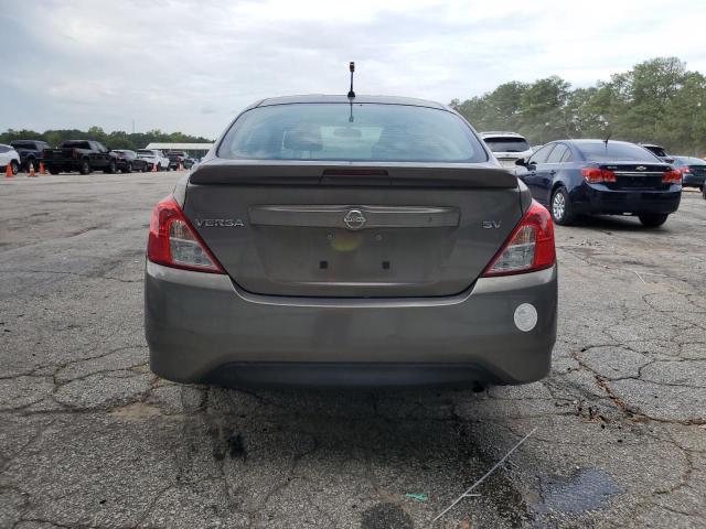  NISSAN VERSA 2017 Szary