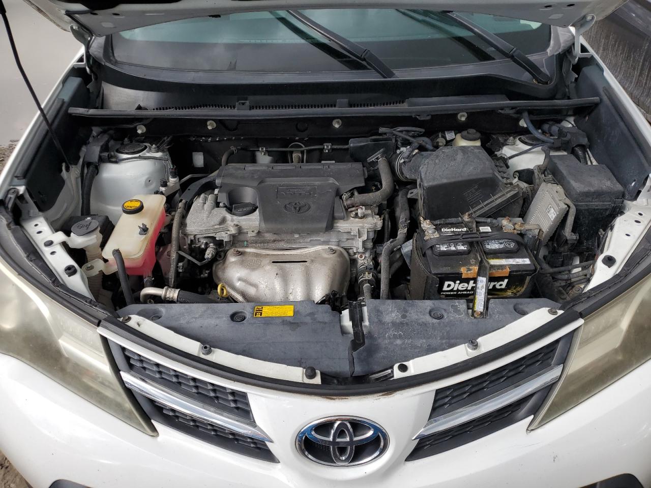2T3WFREV7FW139046 2015 Toyota Rav4 Xle