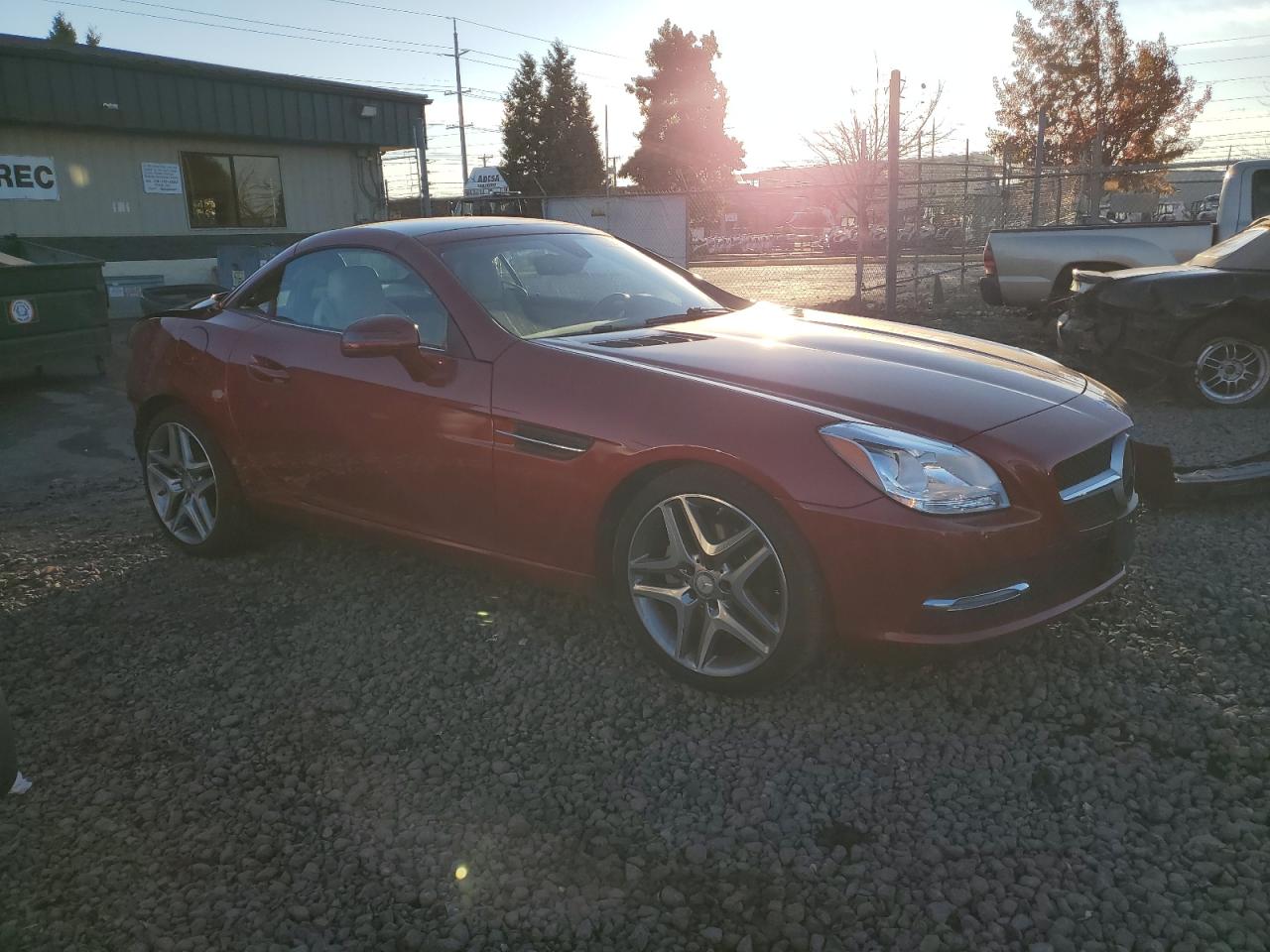 VIN WDDPK4HA1FF106837 2015 MERCEDES-BENZ SLK-CLASS no.4