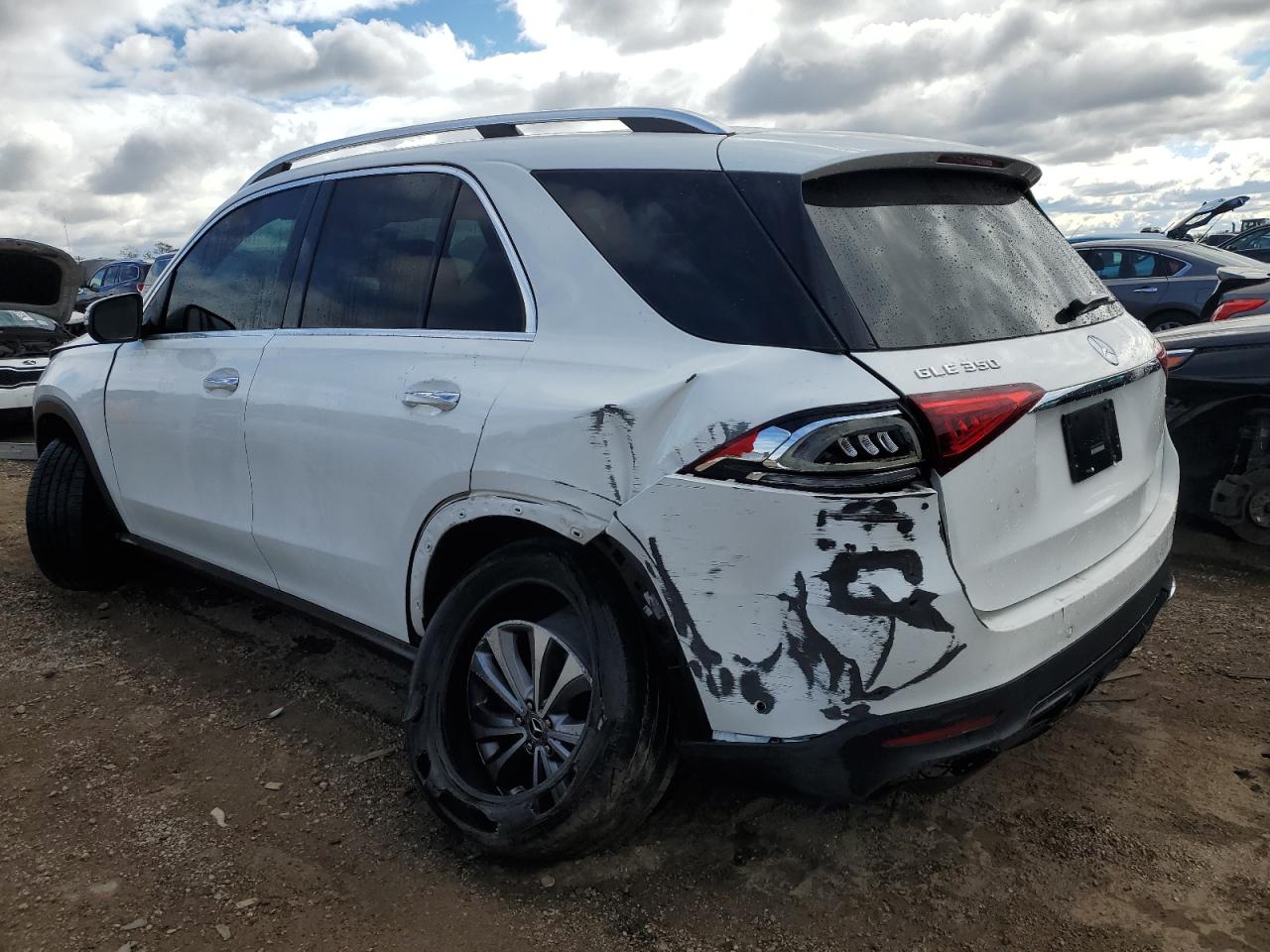 2021 Mercedes-Benz GLE - Image 2