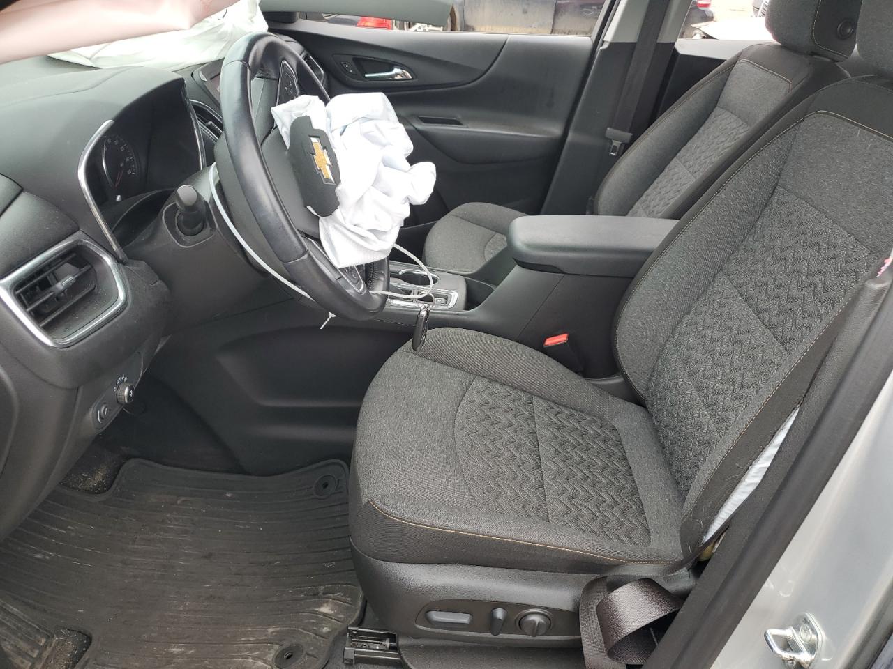 2022 Chevrolet Equinox - Image 7