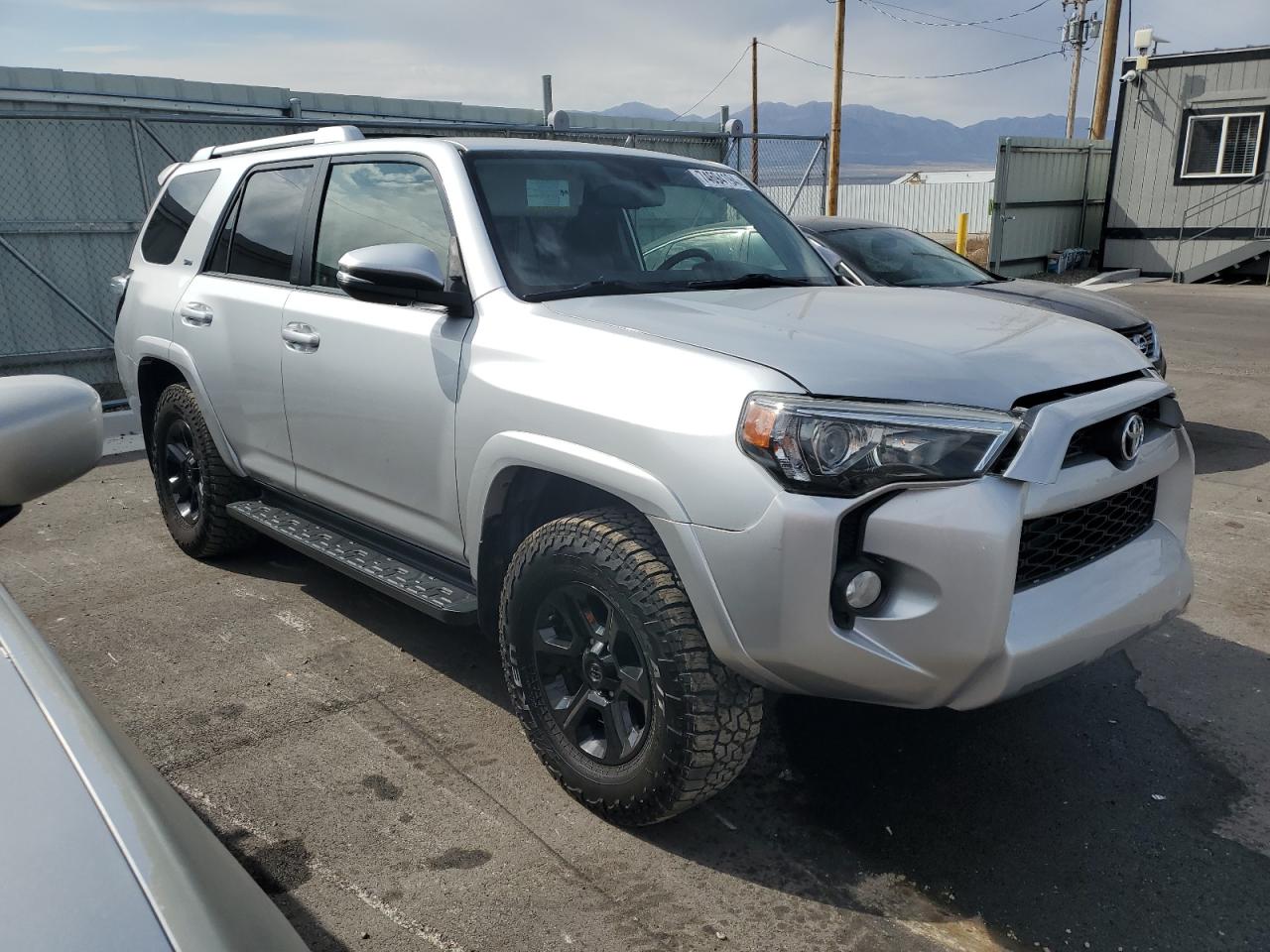 2017 Toyota 4Runner Sr5/Sr5 Premium VIN: JTEBU5JR1H5474170 Lot: 74694194