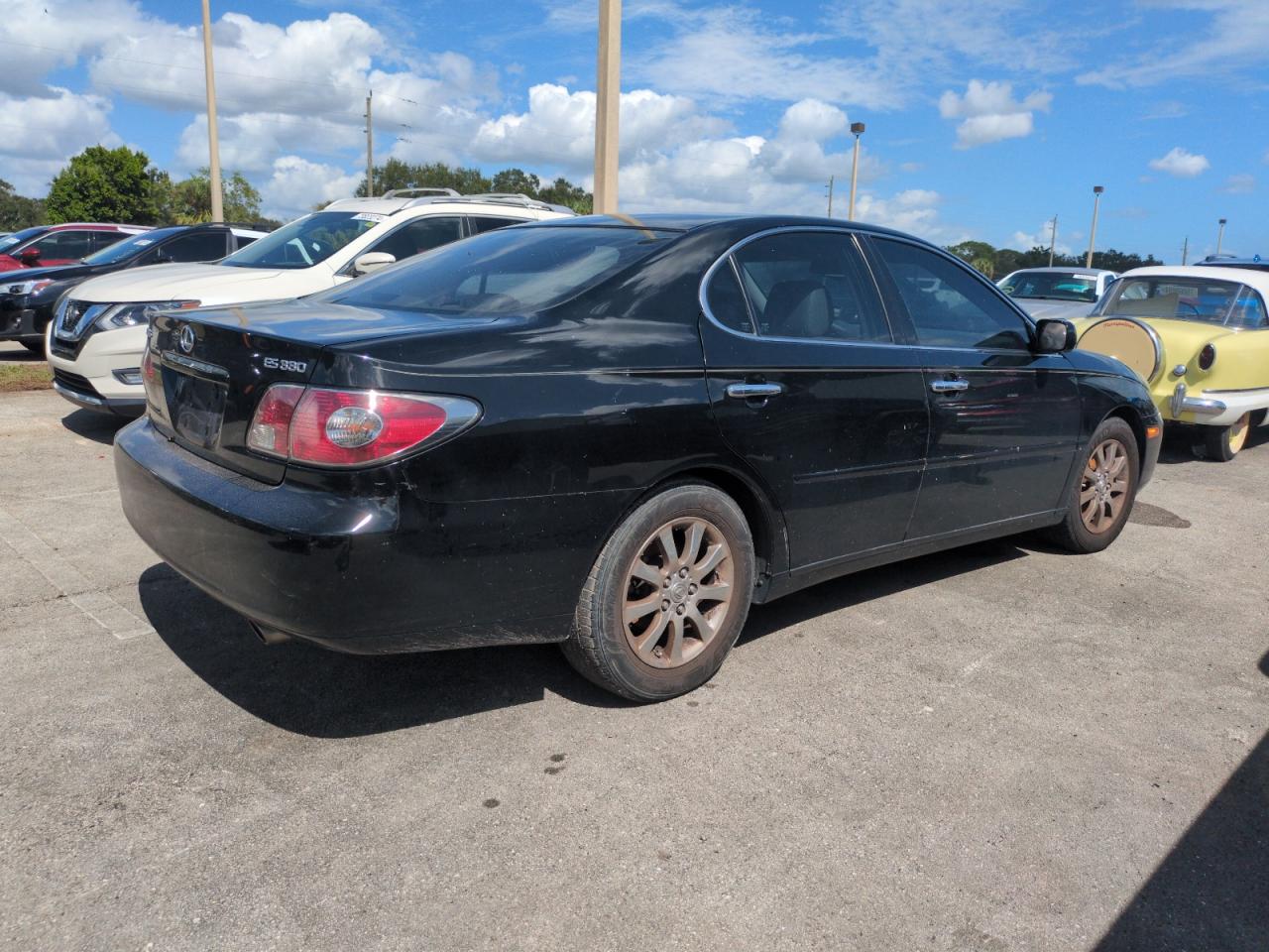 2004 Lexus ES - Image 3