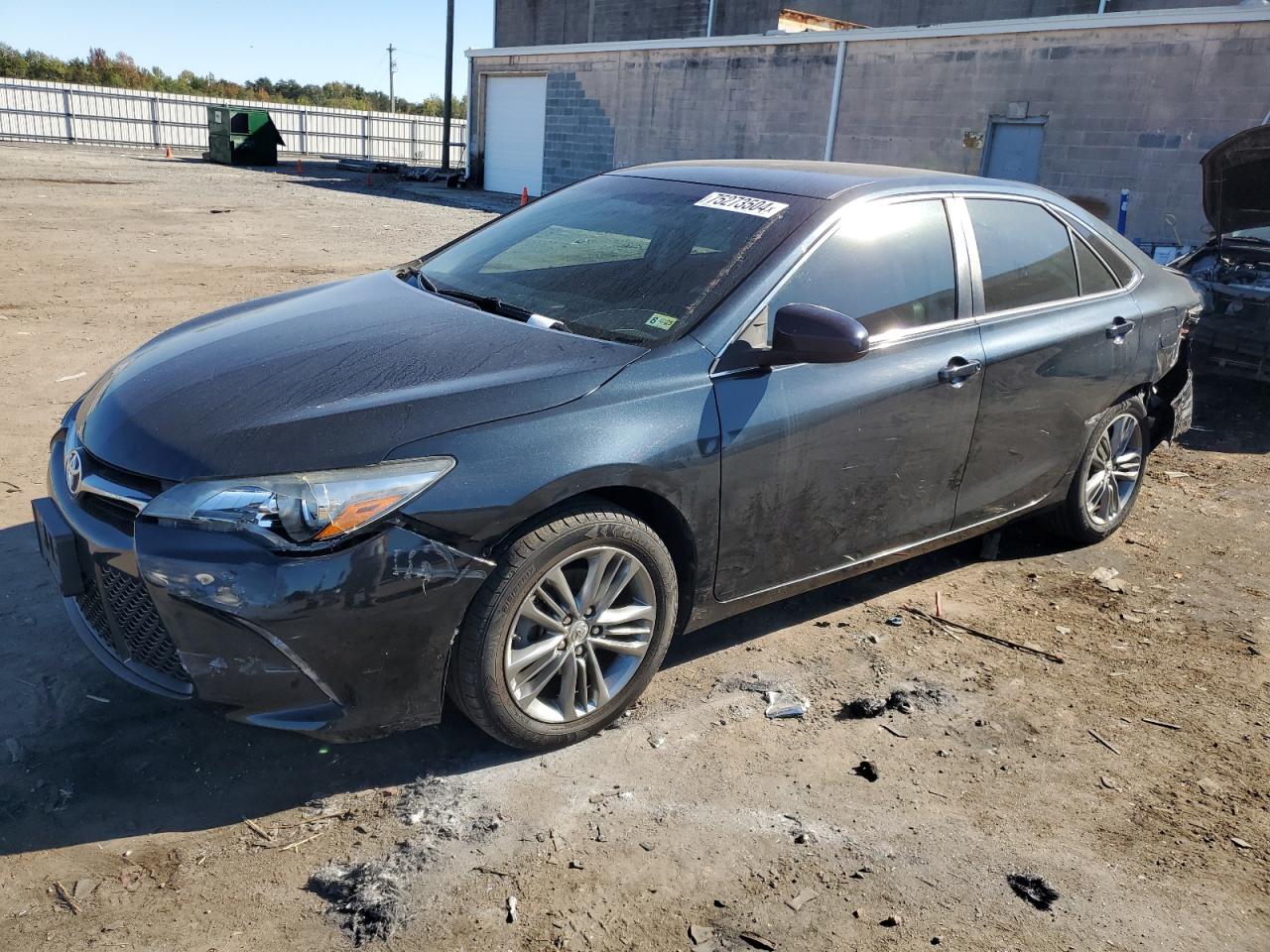 4T1BF1FK0HU332963 2017 Toyota Camry Le