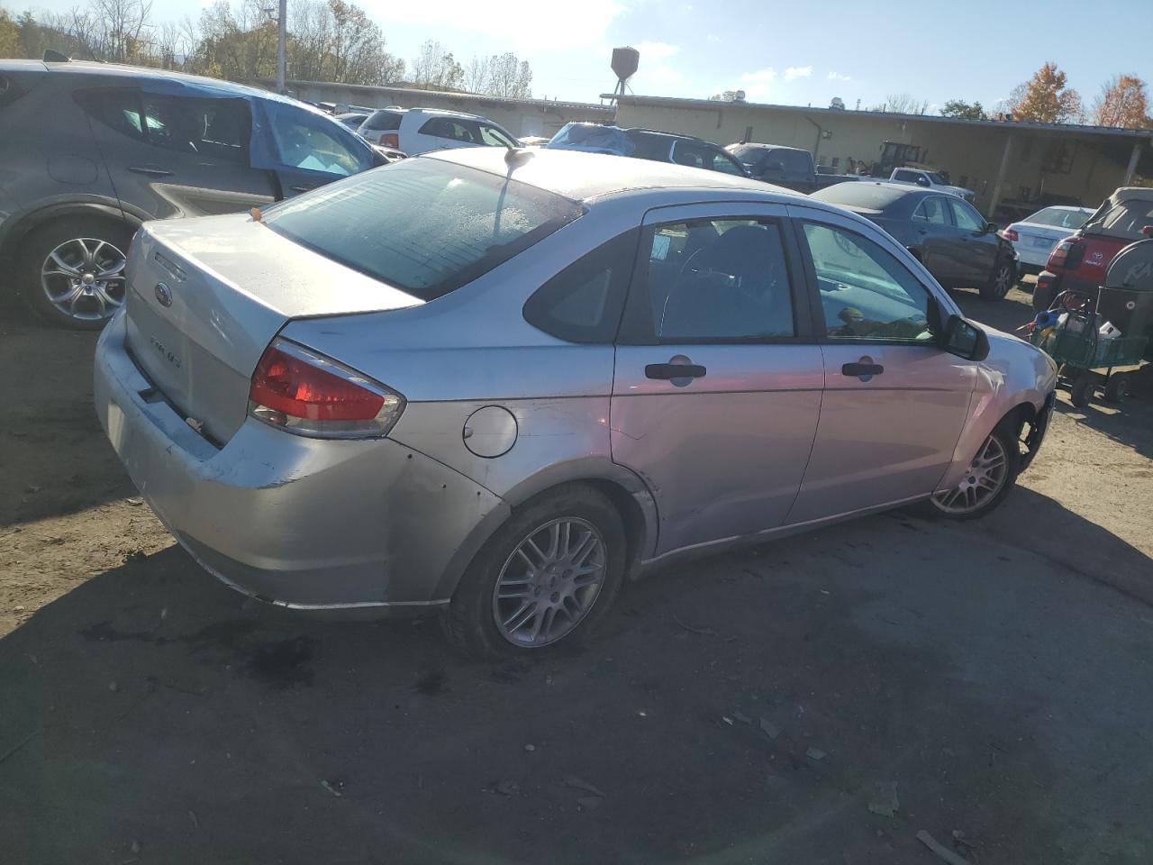 2010 Ford Focus - Image 3