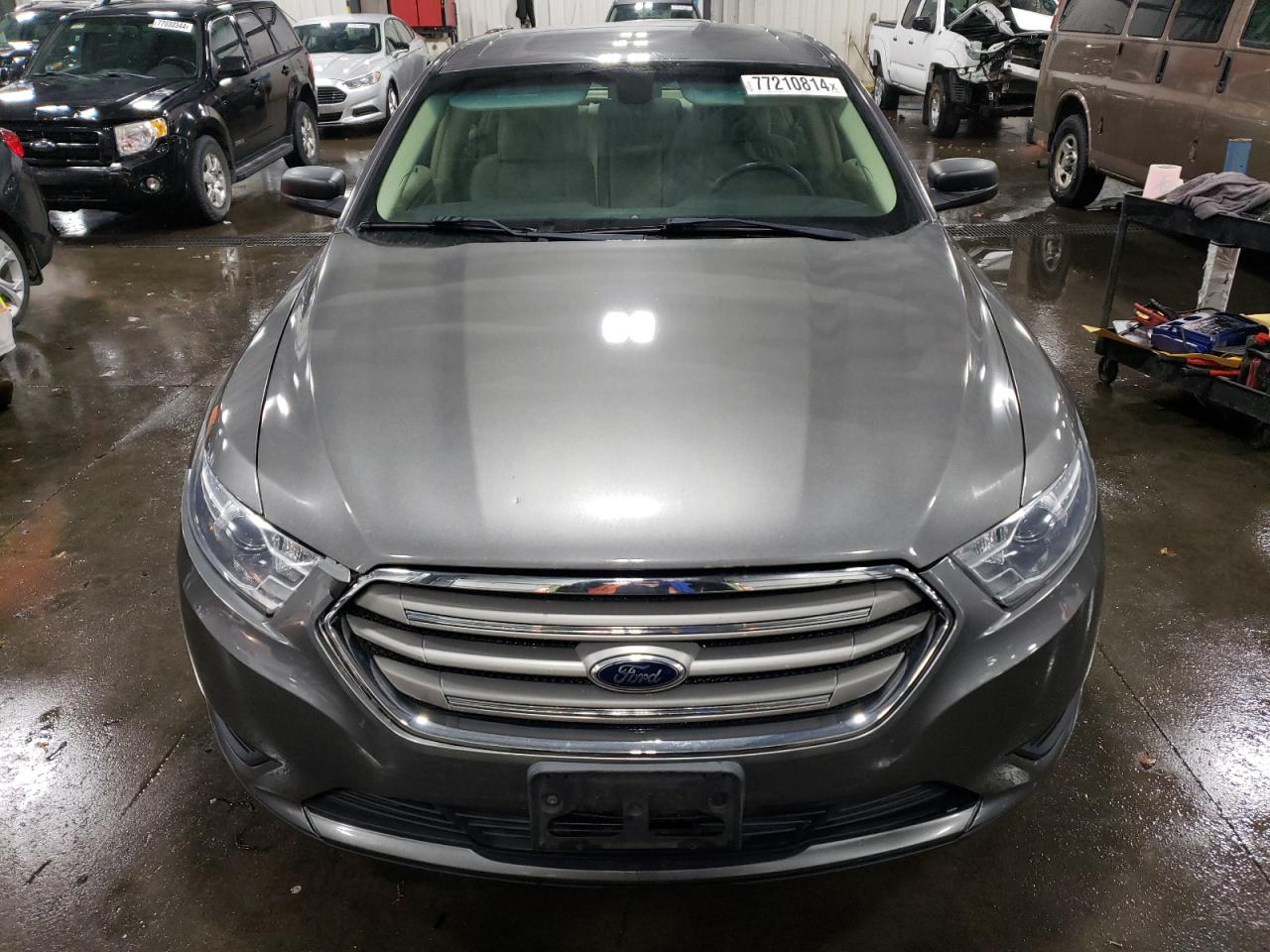 2013 Ford Taurus - Image 5