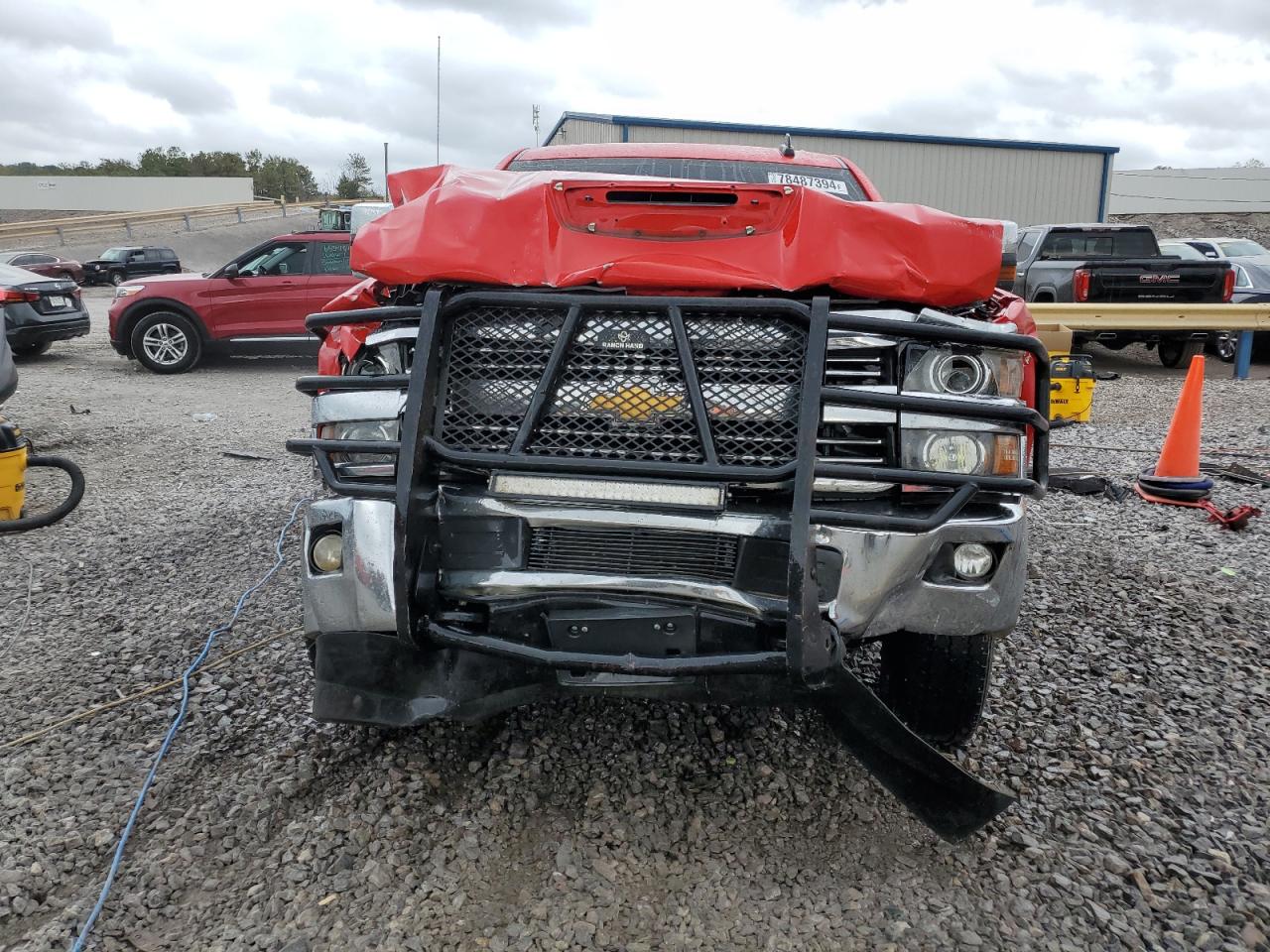 2017 Chevrolet Silverado - Image 5