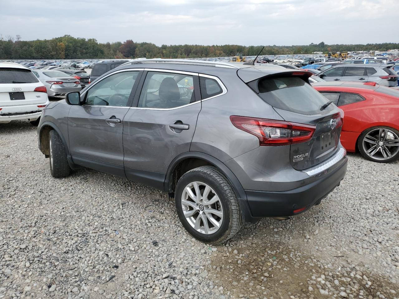 2021 Nissan Rogue - Image 2