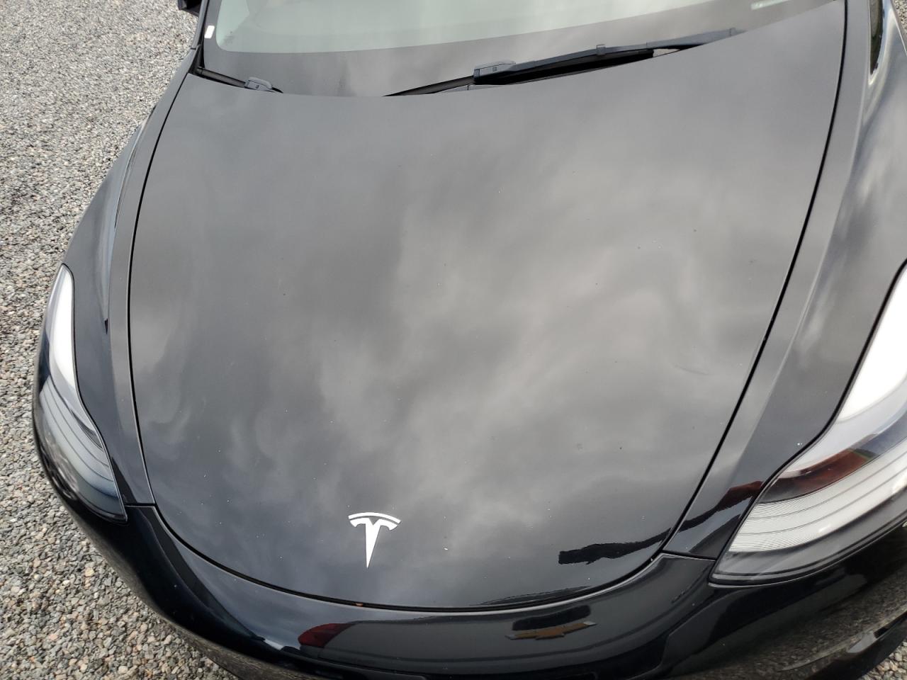 5YJ3E1EA7NF186733 2022 Tesla Model 3