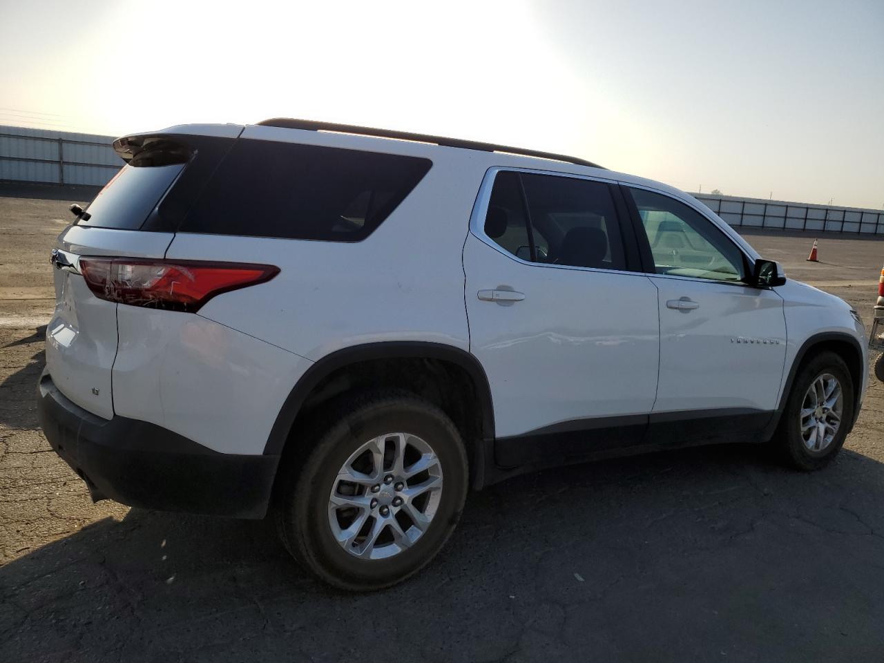 2019 Chevrolet Traverse - Image 3