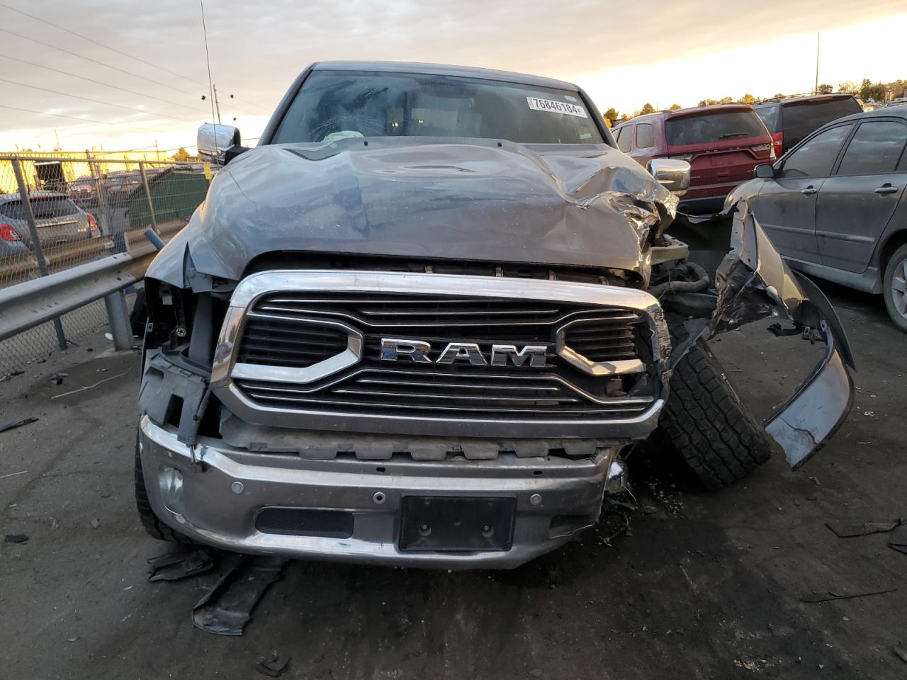 2016 RAM 1500 - Image 5