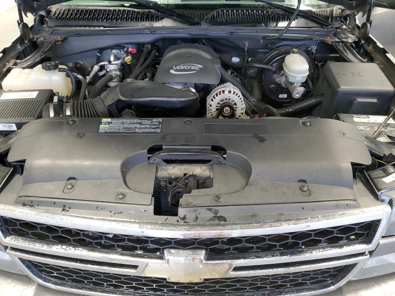 2007 Chevrolet Silverado - Image 11