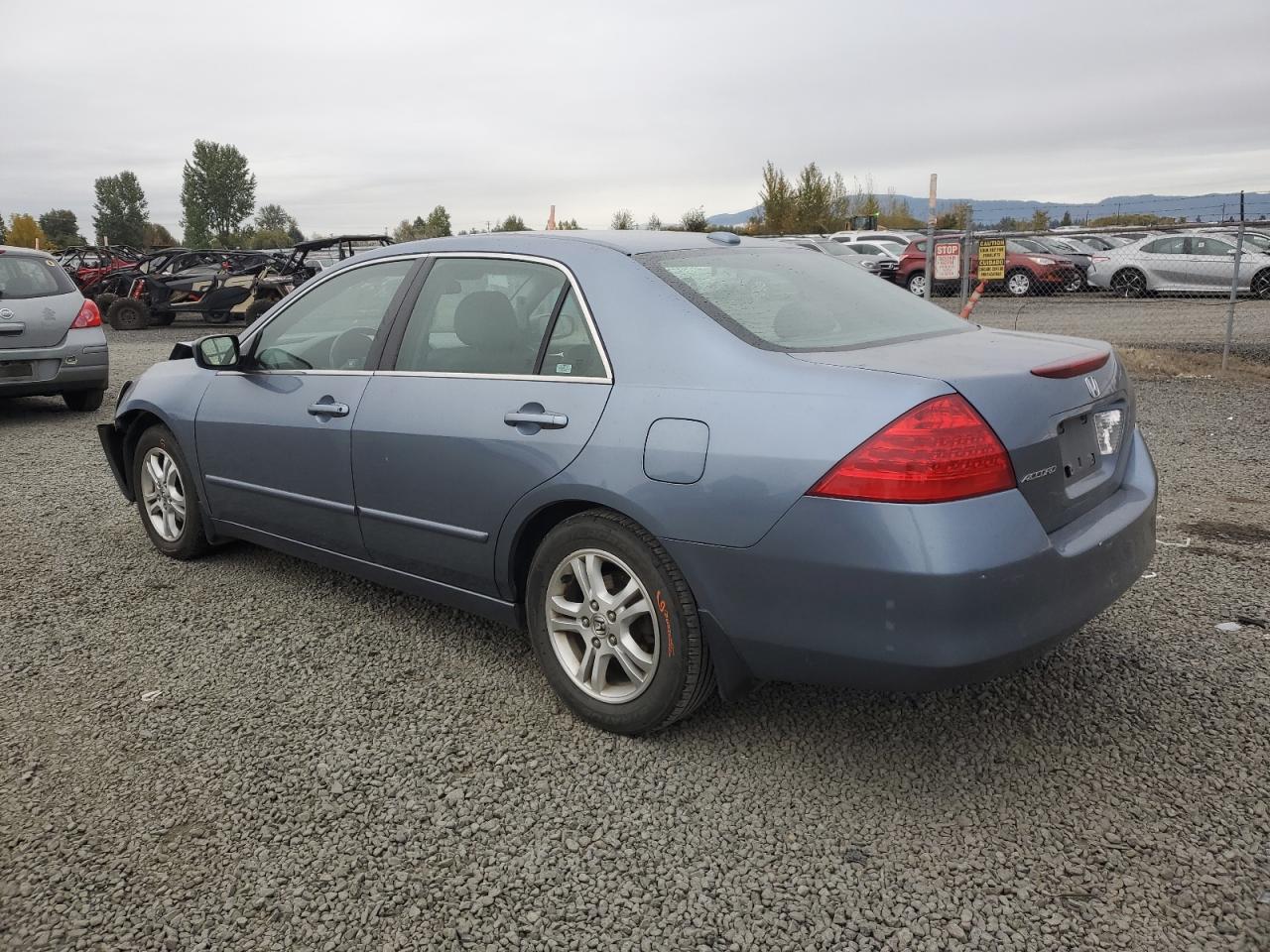2007 Honda Accord - Image 2