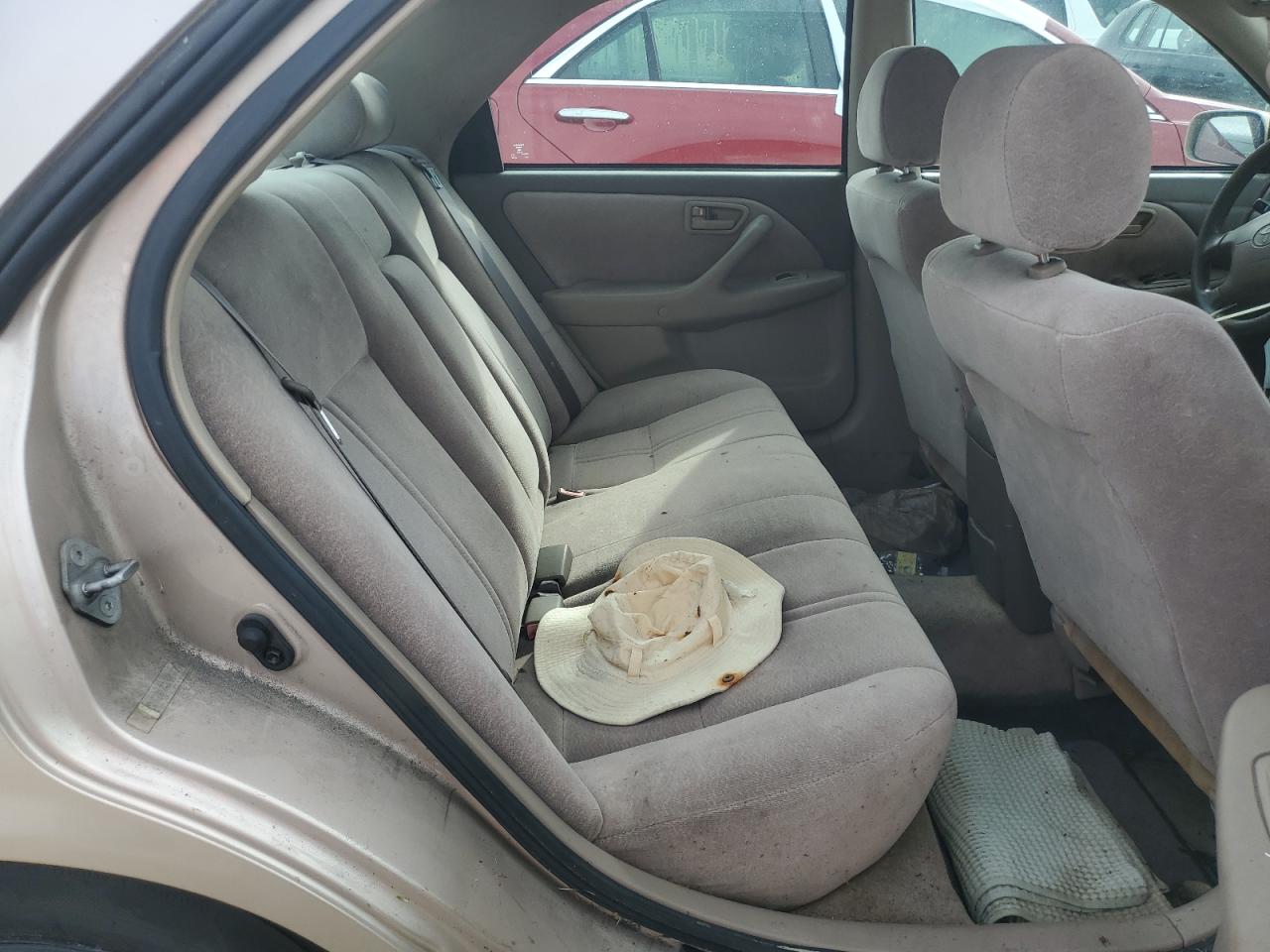 1998 Toyota Camry - Image 10