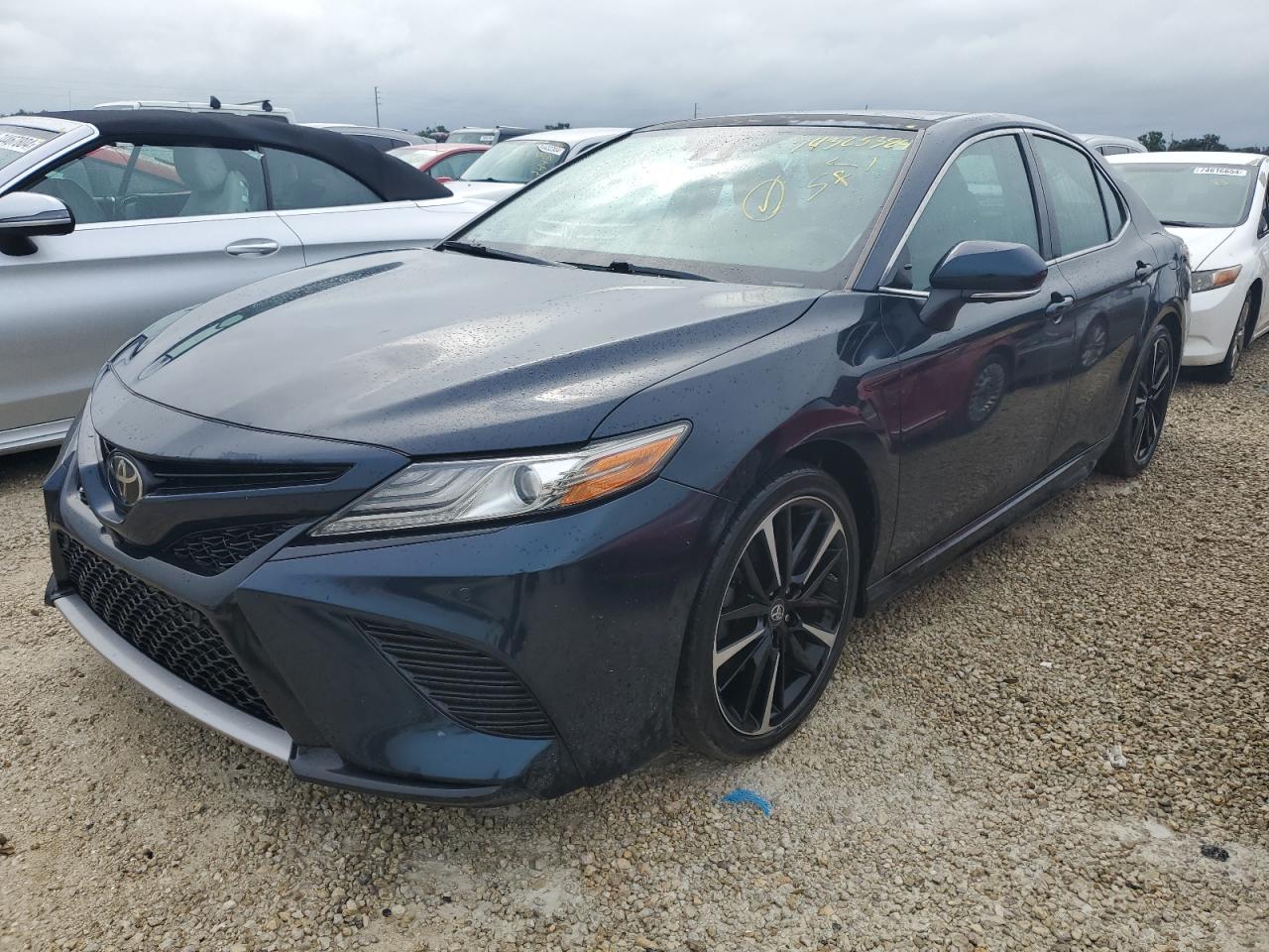 4T1B61HK2KU729093 2019 TOYOTA CAMRY - Image 1