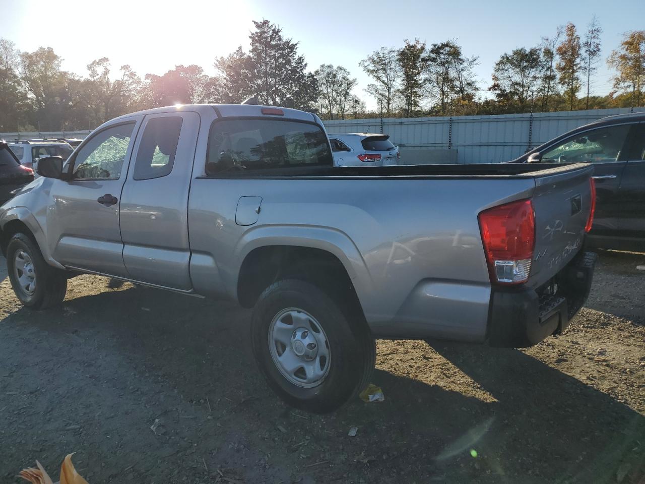 2017 Toyota Tacoma Access Cab VIN: 5TFSX5EN6HX048143 Lot: 76705664