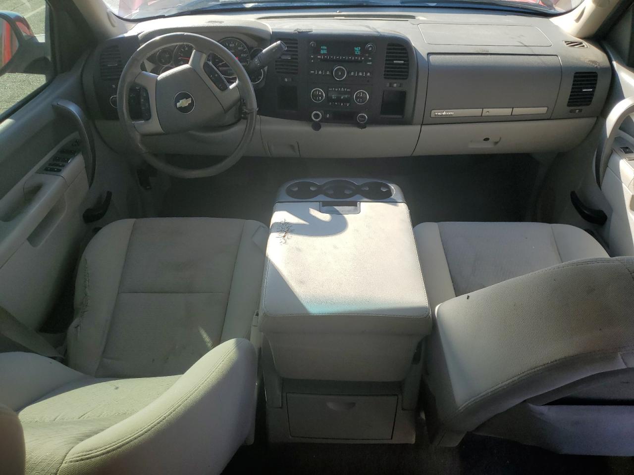 2012 Chevrolet Silverado - Image 8